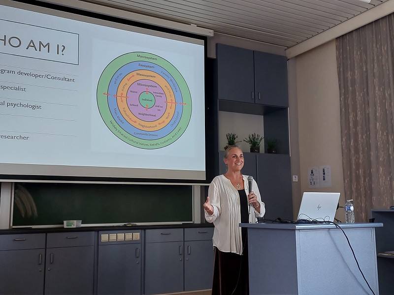 Speaking at VUB Brussels, 2022